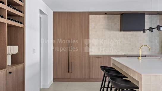 House for sale in Altos del Rodeo, Nueva Andalucia