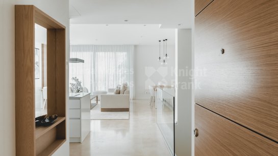 Penthouse for sale in Benahavis
