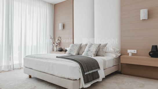 Апартамент на продажу в Marbella Club Hills, Бенахавис