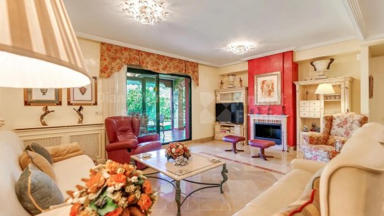 Town House to rent in Jardines de Doña Maria, Marbella Golden Mile
