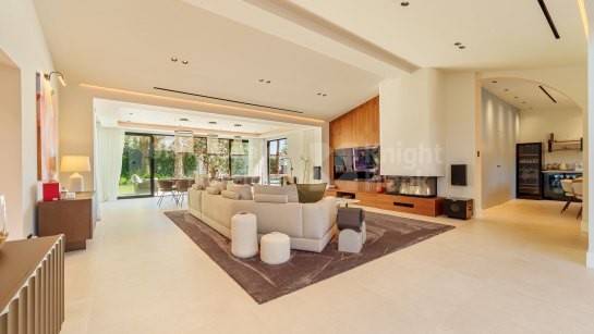 Villa zum Verkauf in Puerto Banus, Marbella