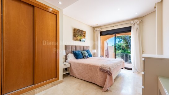 Wohnung zum Verkauf in Las Mimosas, Puerto Banus