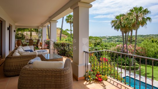Вилла на продажу в Sotogrande Alto, Сотогранде