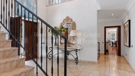 Вилла на продажу в Sotogrande Alto, Сотогранде