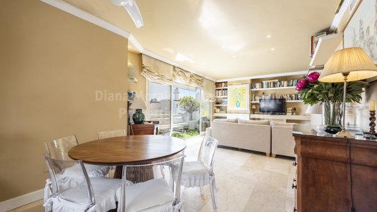 Apartamento en venta en Coto Real, Marbella Milla de Oro