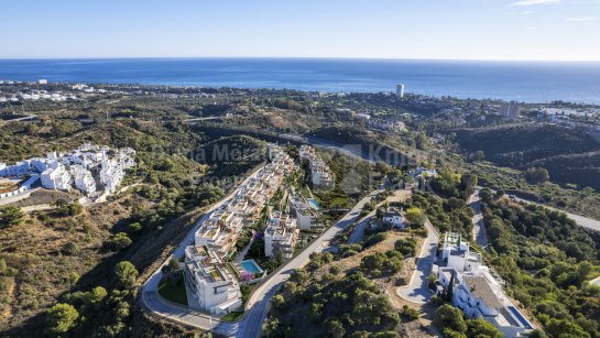 Penthouse for sale in Los Altos de los Monteros, Marbella East