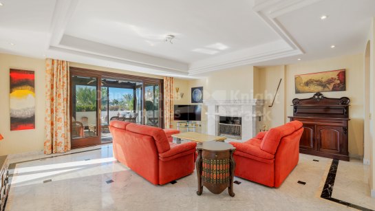 Апартамент на продажу в Monte Paraiso Country Club, Золотая Миля