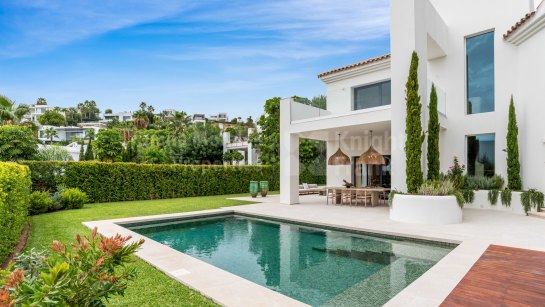 Villa zum Verkauf in La Alqueria, Benahavis