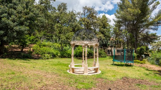 Plot for sale in La Zagaleta, Benahavis