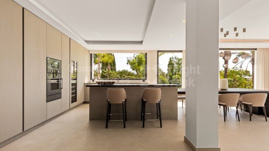 Villa zum Verkauf in Los Flamingos, Benahavis