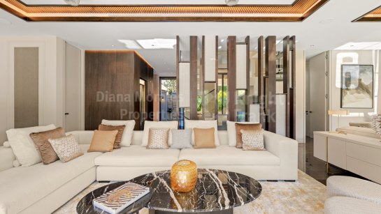 Villa zum Verkauf in Casablanca, Marbella Goldene Meile