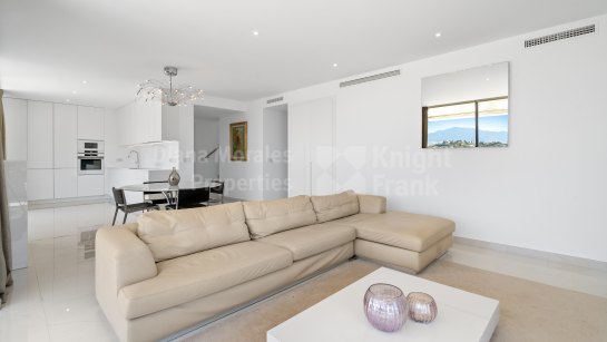 Atico Duplex en venta en Cataleya, Estepona Este