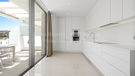 Atico Duplex en venta en Cataleya, Estepona Este