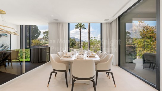 Villa en venta en Las Brisas, Nueva Andalucia