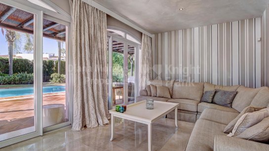 Villa en venta en Guadalmina Baja, San Pedro de Alcantara