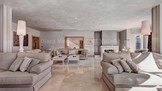 Villa en venta en Guadalmina Baja, San Pedro de Alcantara