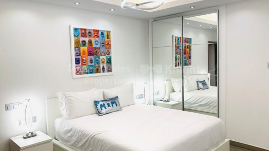 Apartamento en venta en Puerto Banus, Marbella