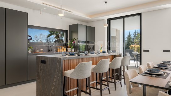 Вилла на продажу в Los Naranjos, Новая Андалусия