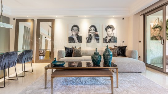 Apartment for sale in Jardines del Principe, Marbella Golden Mile