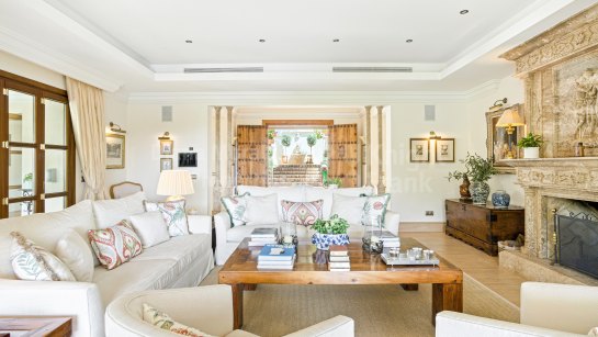 Villa for sale in Las Lomas del Marbella Club, Marbella Golden Mile