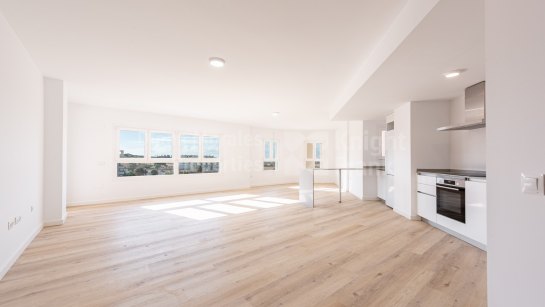 Apartamento en venta en Nueva Andalucia, Marbella
