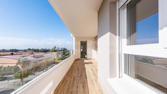 Apartamento en venta en Nueva Andalucia, Marbella