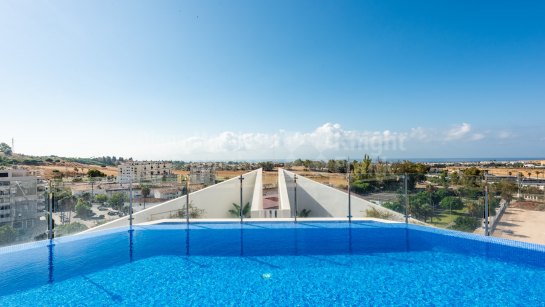 Apartamento en venta en Nueva Andalucia, Marbella