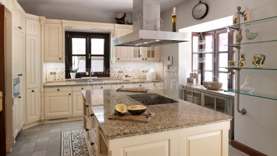 Villa en venta en Balcones de Sierra Blanca, Marbella Milla de Oro