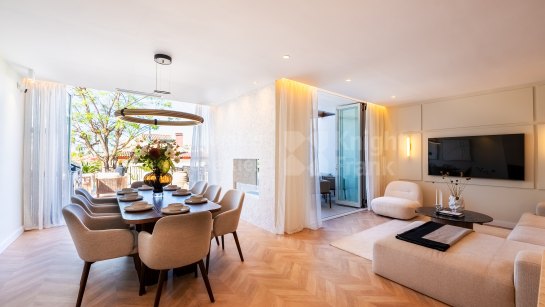 Adosado en venta en Altos de Salamanca, Marbella Milla de Oro