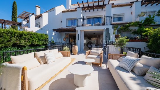 Adosado en venta en Altos de Salamanca, Marbella Milla de Oro
