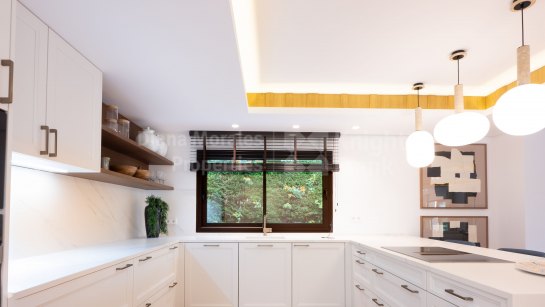 Villa for sale in Casasola, Estepona East