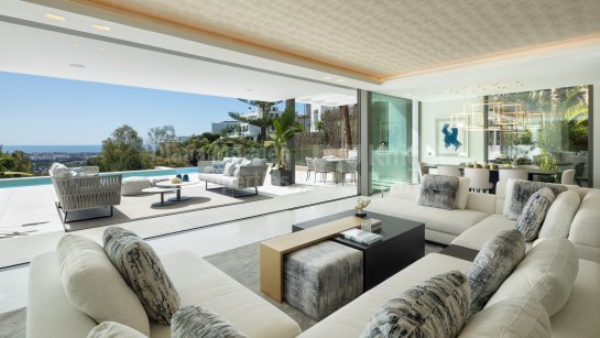 Villa for sale in La Quinta, Benahavis