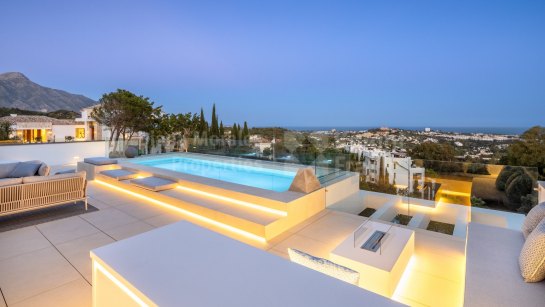 Villa en venta en La Quinta, Benahavis