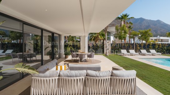 Villa en venta en Marbella Milla de Oro, Marbella