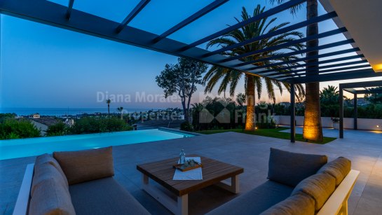 Villa en venta en El Rosario, Marbella Este