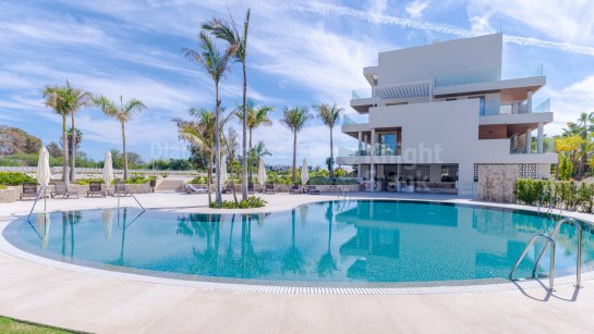 Triplex for sale in Marbella Golden Mile, Marbella