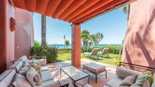 Erdgeschosswohnung zur Miete in Menara Beach, Estepona Ost