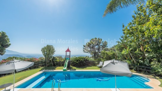 Villa for sale in La Zagaleta, Benahavis