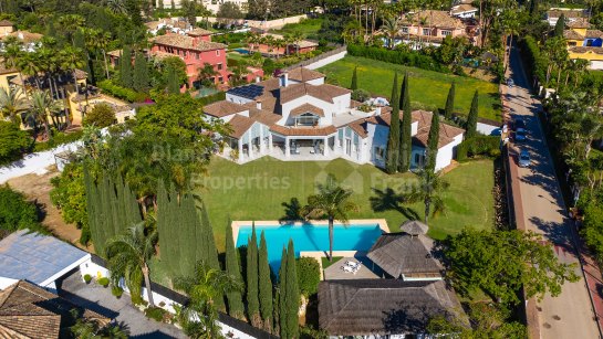 Villa zum Verkauf in Guadalmina Baja, San Pedro de Alcantara