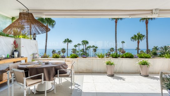 Zweistöckiges Penthouse zum Verkauf in Los Granados, Puerto Banus