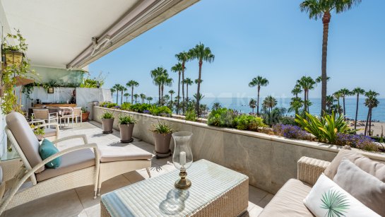 Zweistöckiges Penthouse zum Verkauf in Los Granados, Puerto Banus