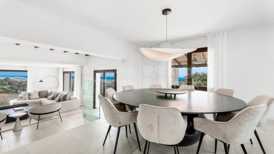 Villa en venta en Selwo, Estepona Este