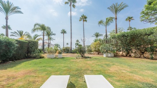 Erdgeschosswohnung zum Verkauf in Mirador del Paraiso, Benahavis