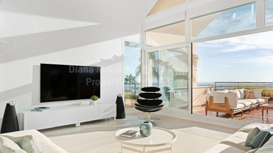 Duplex Penthouse for sale in Magna Marbella, Nueva Andalucia