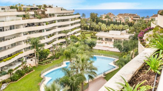 Duplex Penthouse for sale in El Embrujo Banús, Puerto Banus