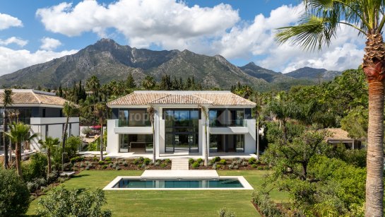 Villa zum Verkauf in Rocio de Nagüeles, Marbella Goldene Meile