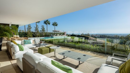 Villa en venta en The Hills, Benahavis