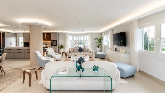 Duplex Penthouse for sale in Nueva Andalucia, Marbella