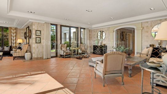 Villa en venta en Guadalmina Baja, San Pedro de Alcantara