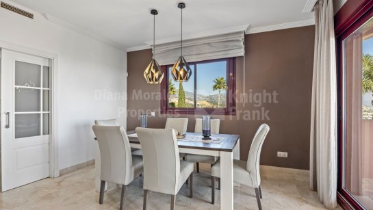 Town House for sale in Los Jaralillos, Benahavis